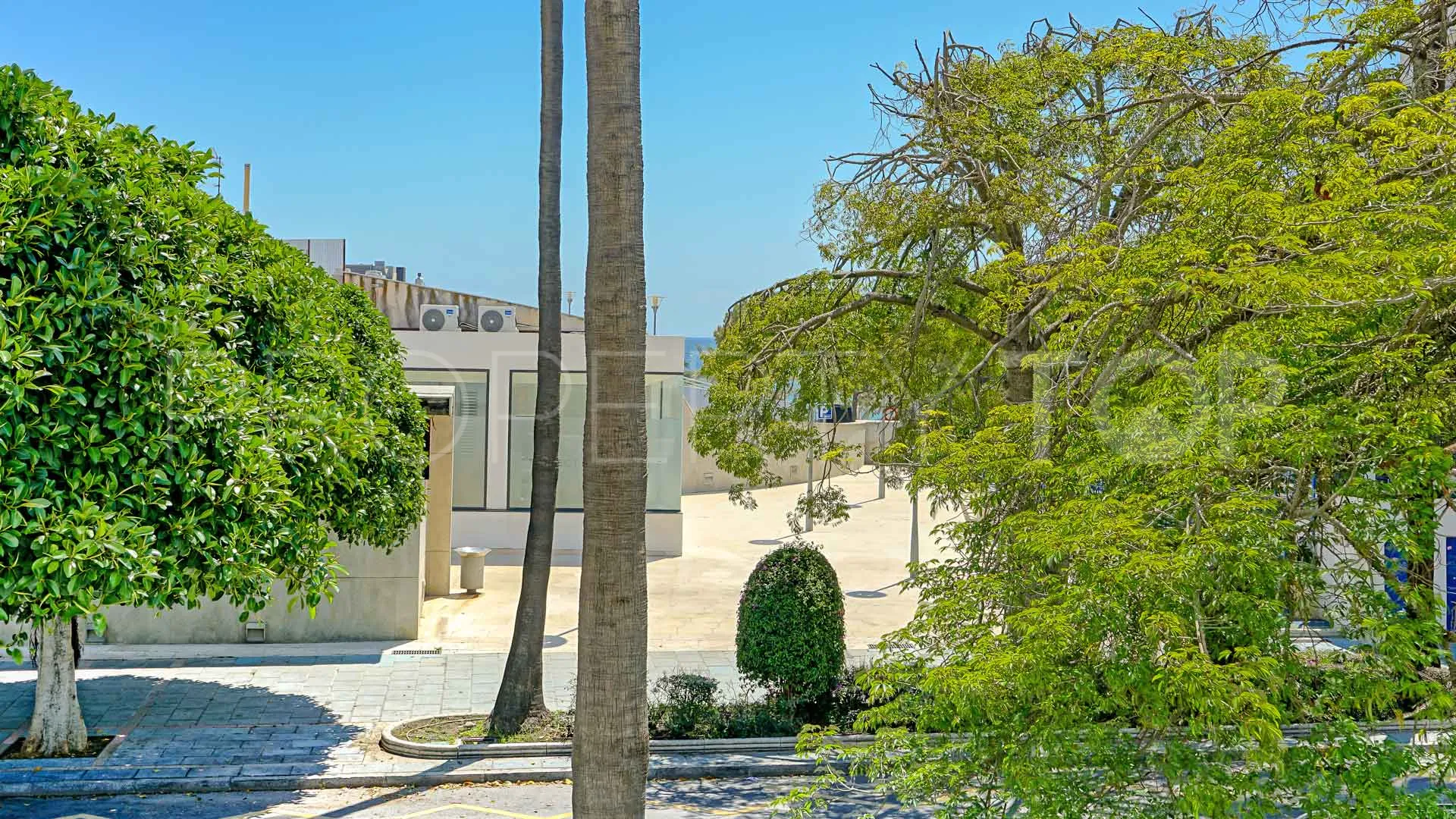 Comprar apartamento con 3 dormitorios en Marbella House
