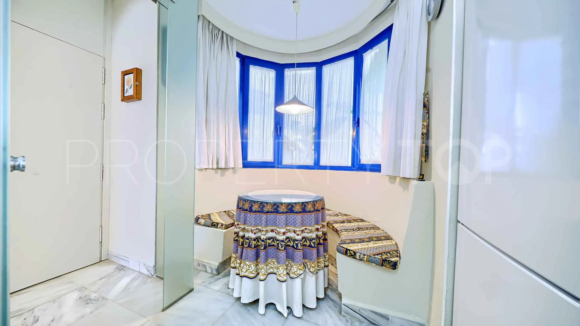 Comprar apartamento con 3 dormitorios en Marbella House