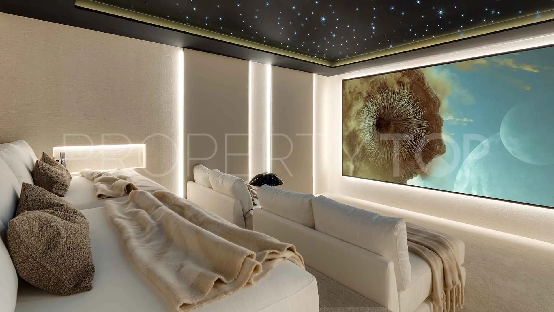 5 bedrooms villa in Nueva Andalucia for sale