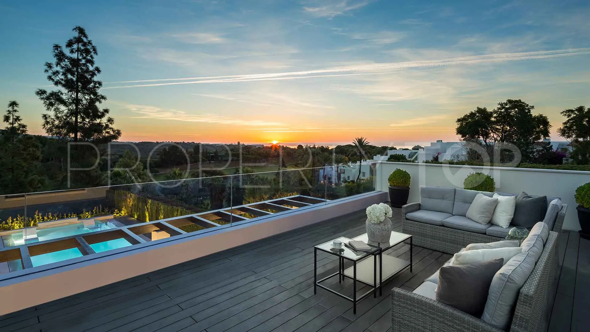For sale 5 bedrooms villa in Aloha