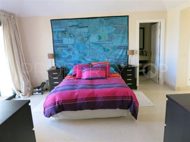 Penthouse with 3 bedrooms for sale in Los Capanes del Golf