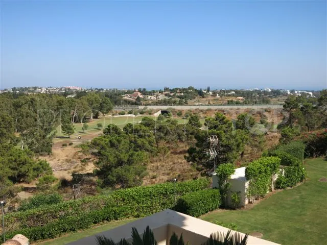 Penthouse with 3 bedrooms for sale in Los Capanes del Golf