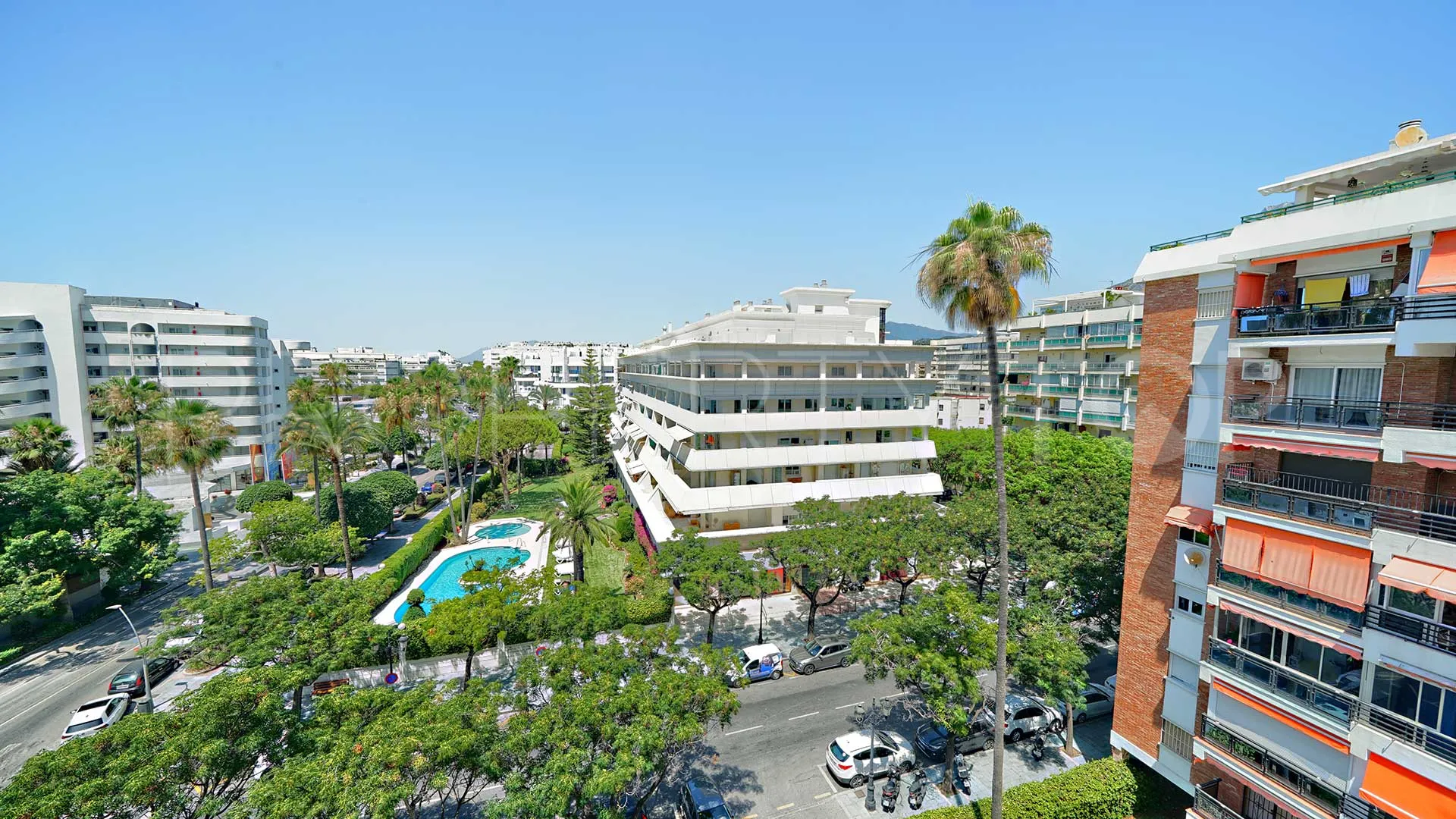 Se vende apartamento en Marbella Ciudad con 2 dormitorios