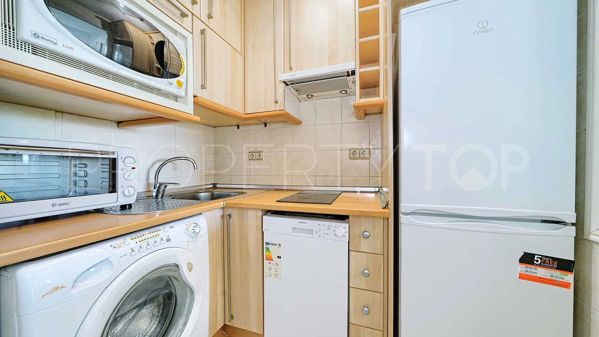 Se vende apartamento en Marbella Ciudad con 2 dormitorios