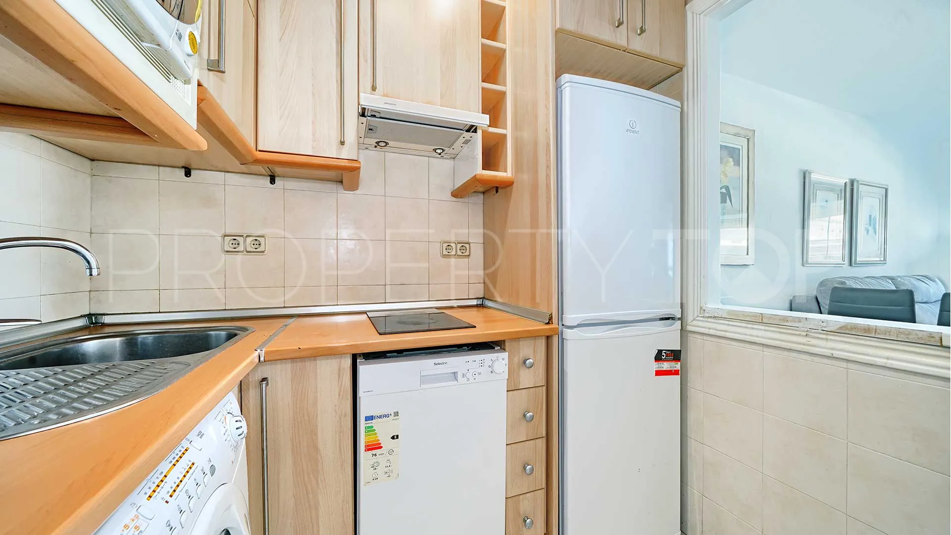 Se vende apartamento en Marbella Ciudad con 2 dormitorios