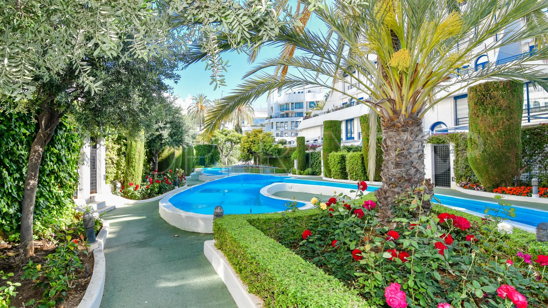 Marbella House, apartamento planta baja de 3 dormitorios en venta
