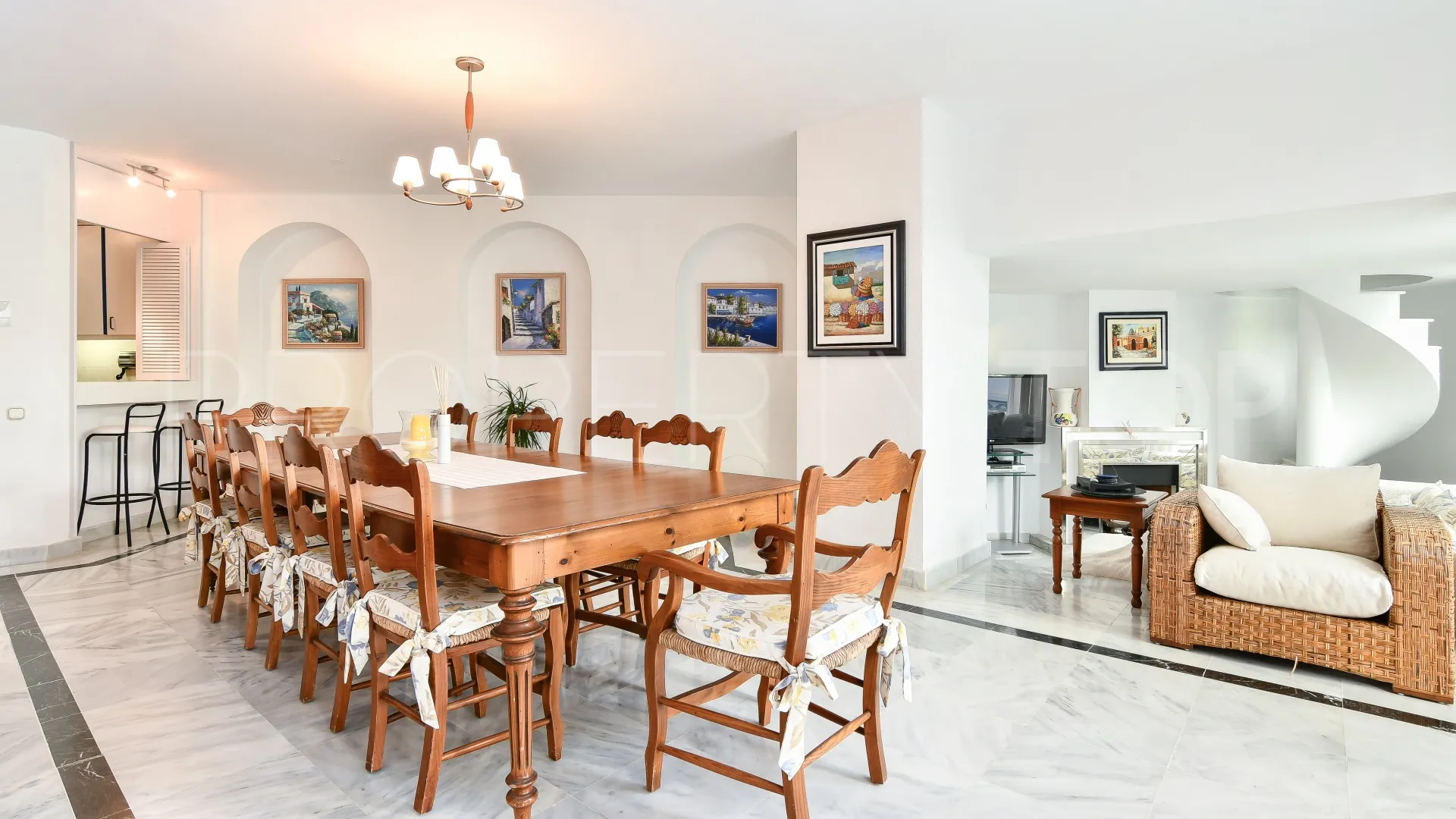 Marbella House, apartamento planta baja de 3 dormitorios en venta
