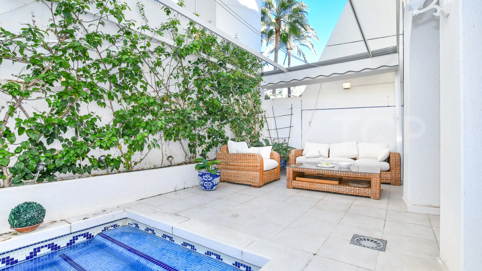 Marbella House, apartamento planta baja de 3 dormitorios en venta