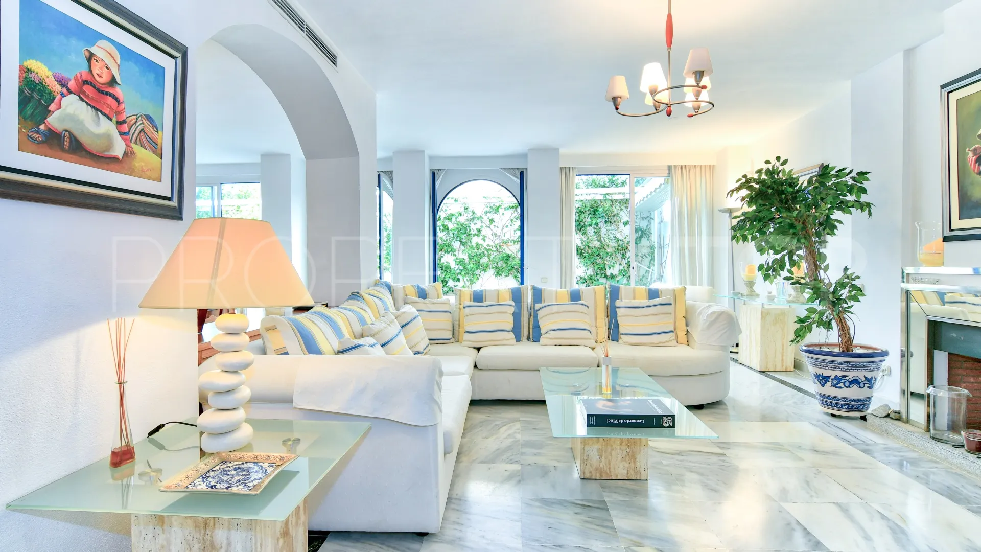 Marbella House, apartamento planta baja de 3 dormitorios en venta