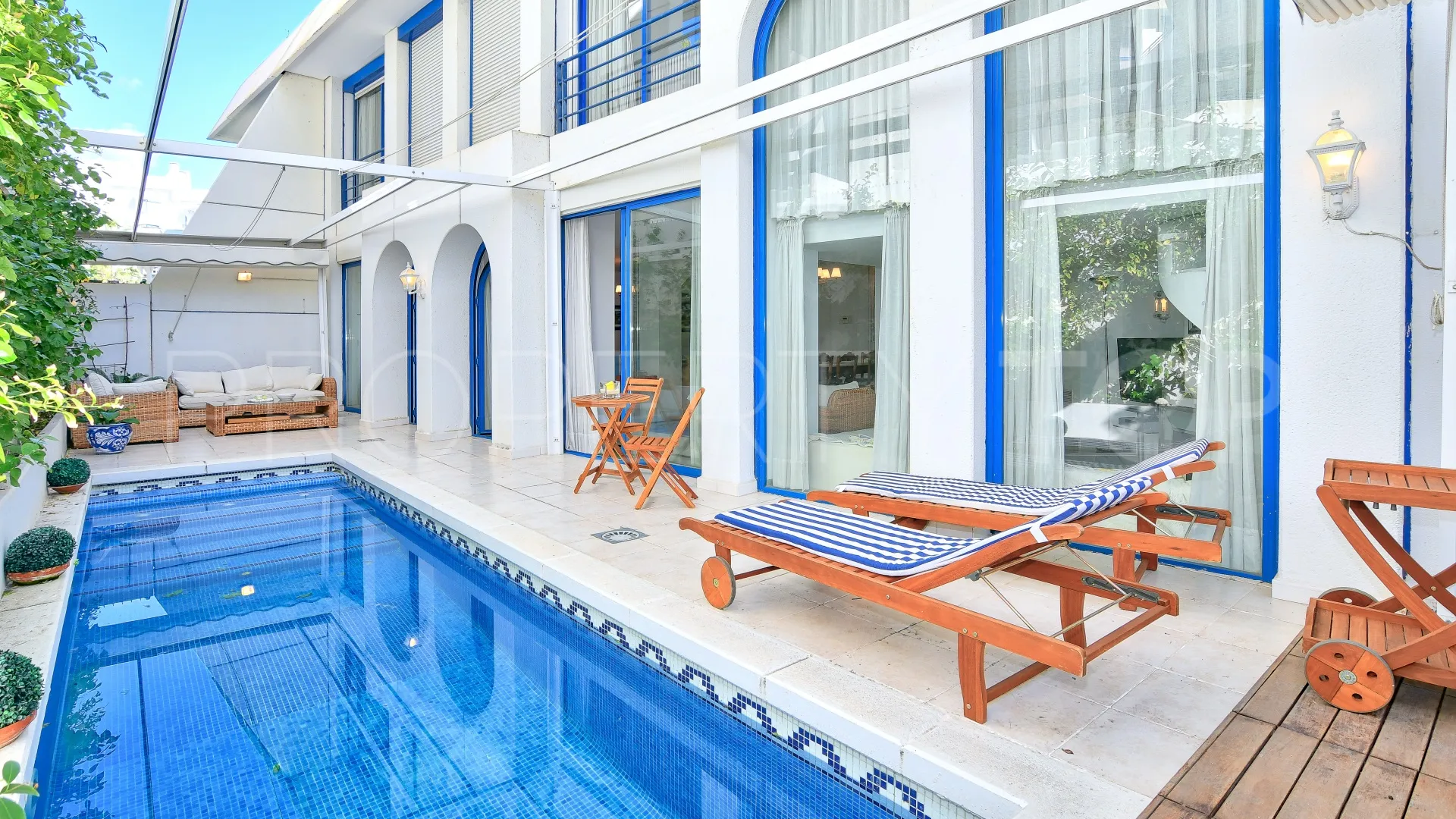 Marbella House, apartamento planta baja de 3 dormitorios en venta