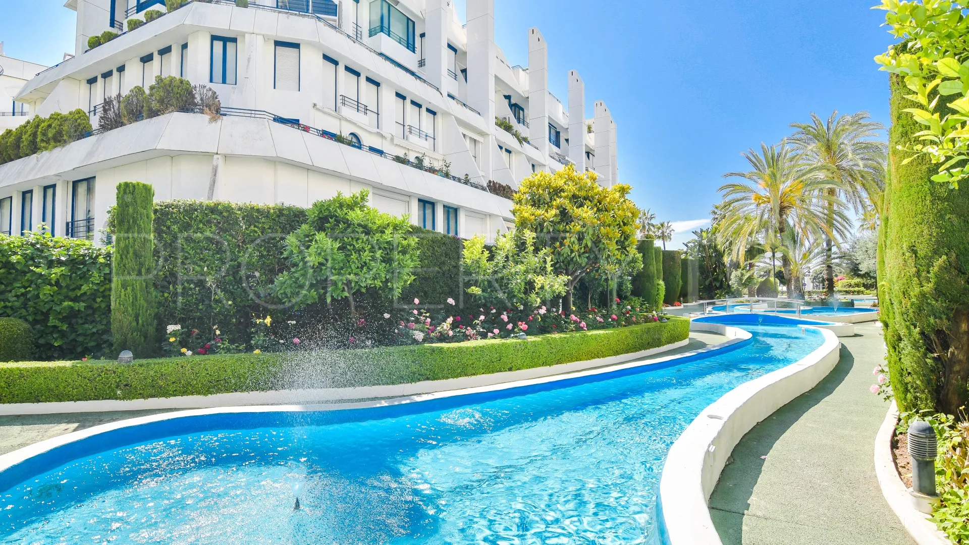 Marbella House, apartamento planta baja de 3 dormitorios en venta