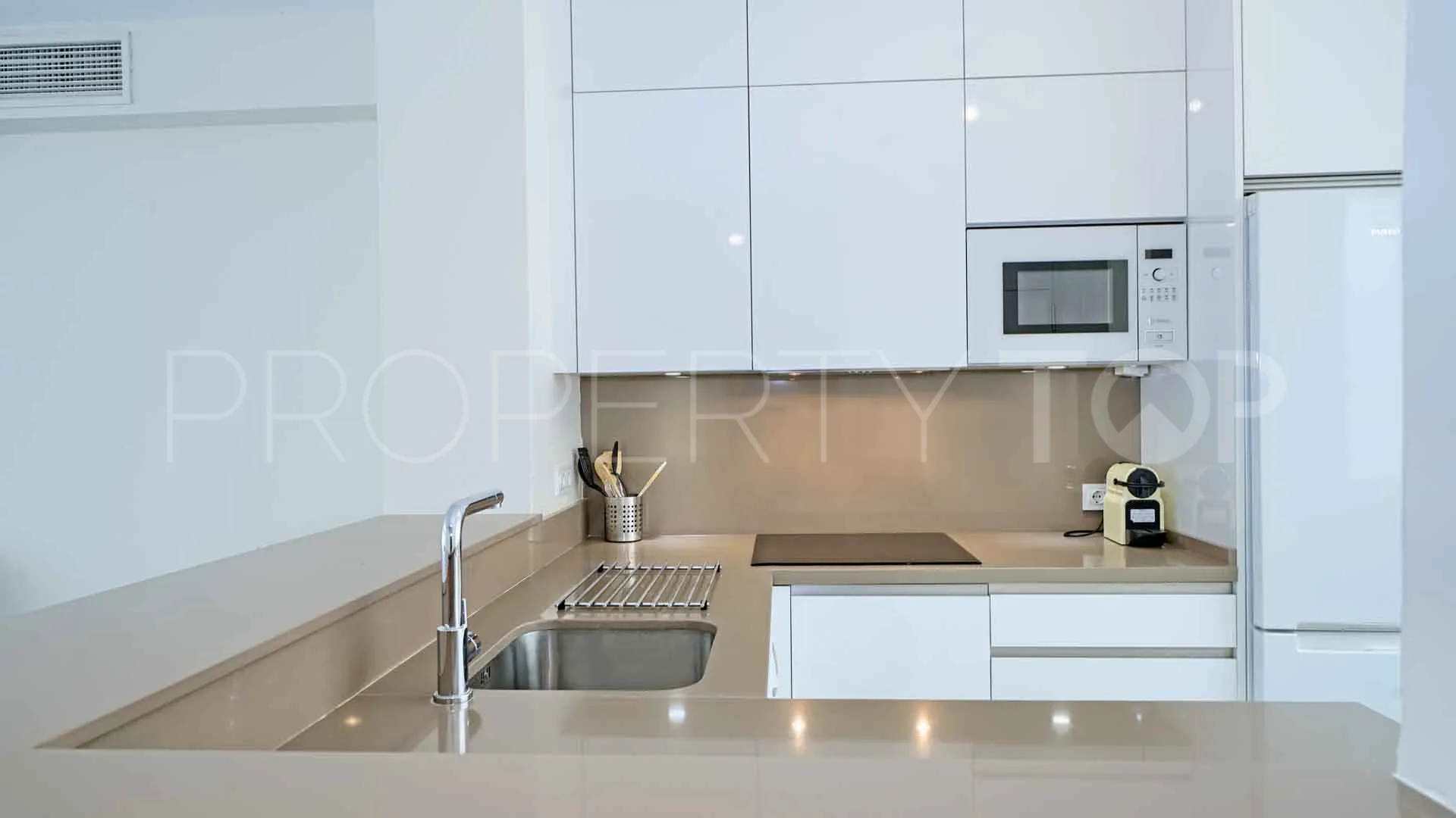 For sale apartment with 2 bedrooms in Marbella House