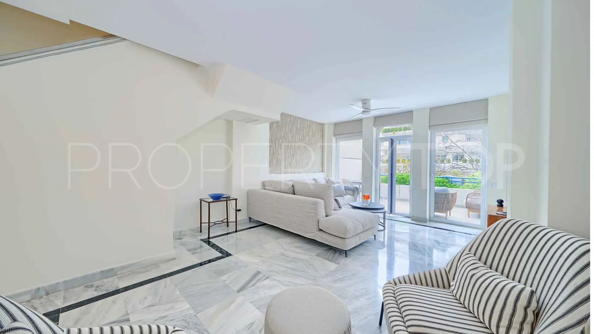For sale apartment with 2 bedrooms in Marbella House
