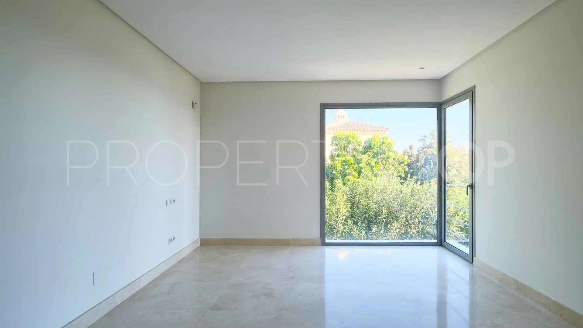 Villa con 4 dormitorios en venta en Puerto del Capitan