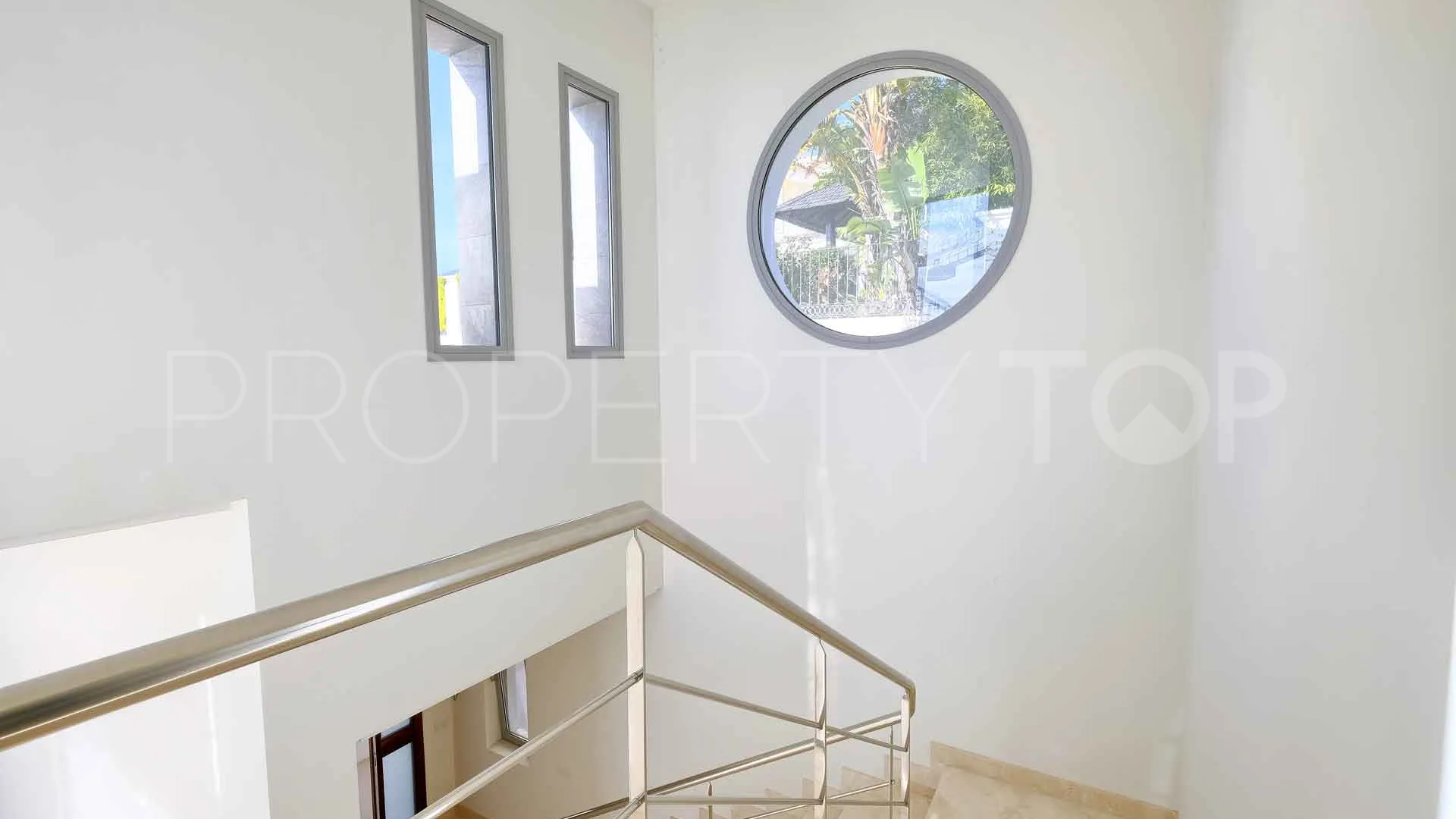 Villa con 4 dormitorios en venta en Puerto del Capitan