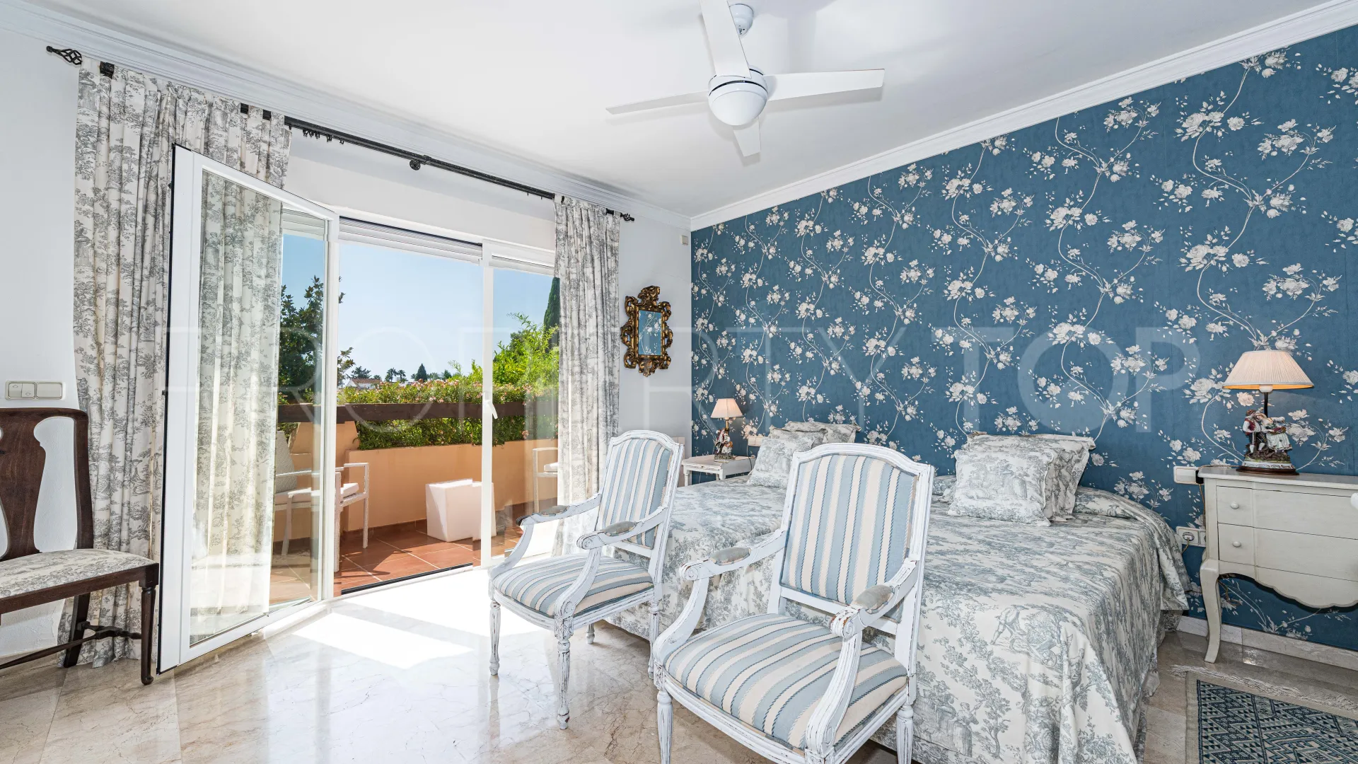 For sale Guadalmina Baja town house