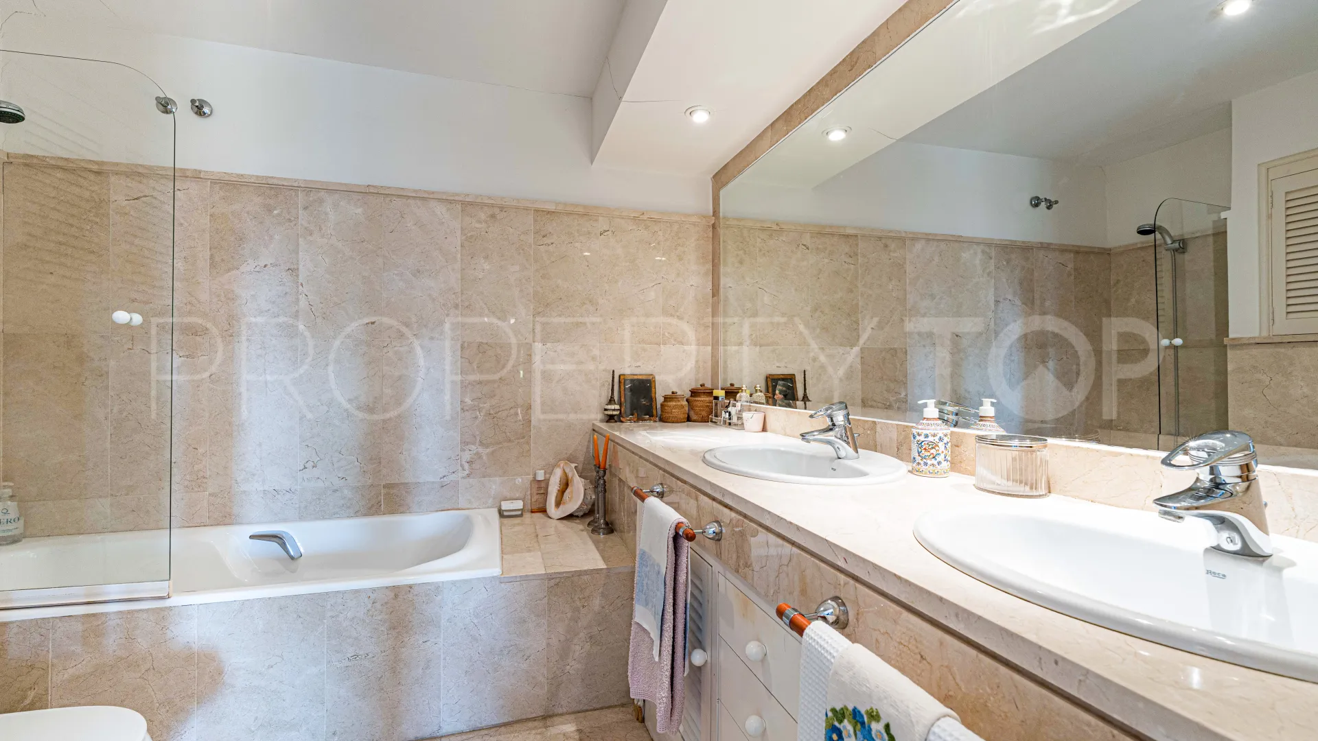 For sale Guadalmina Baja town house