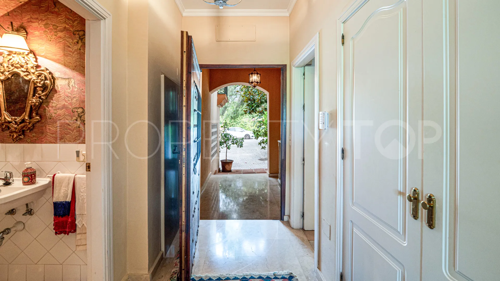 For sale Guadalmina Baja town house