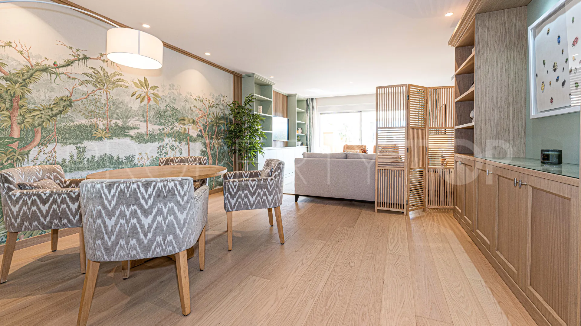 Apartamento en venta en Alhambra del Golf
