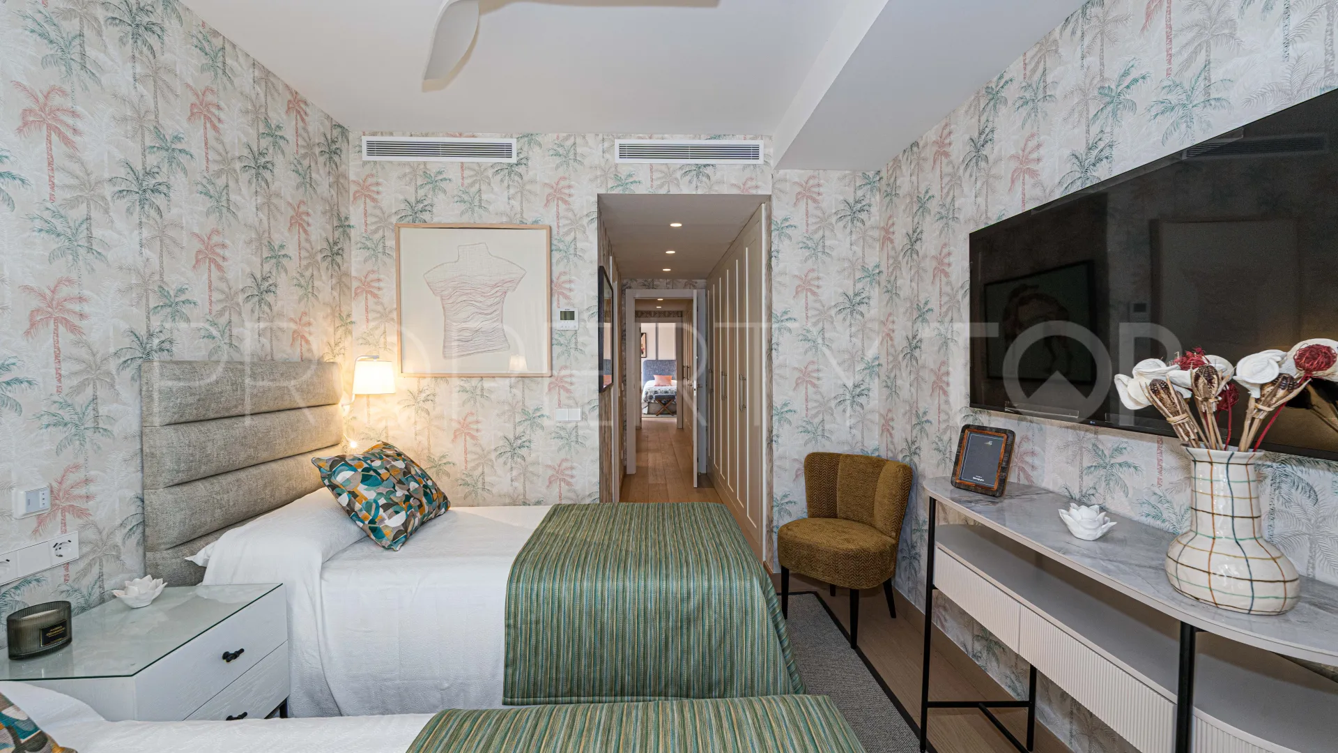 Apartamento en venta en Alhambra del Golf