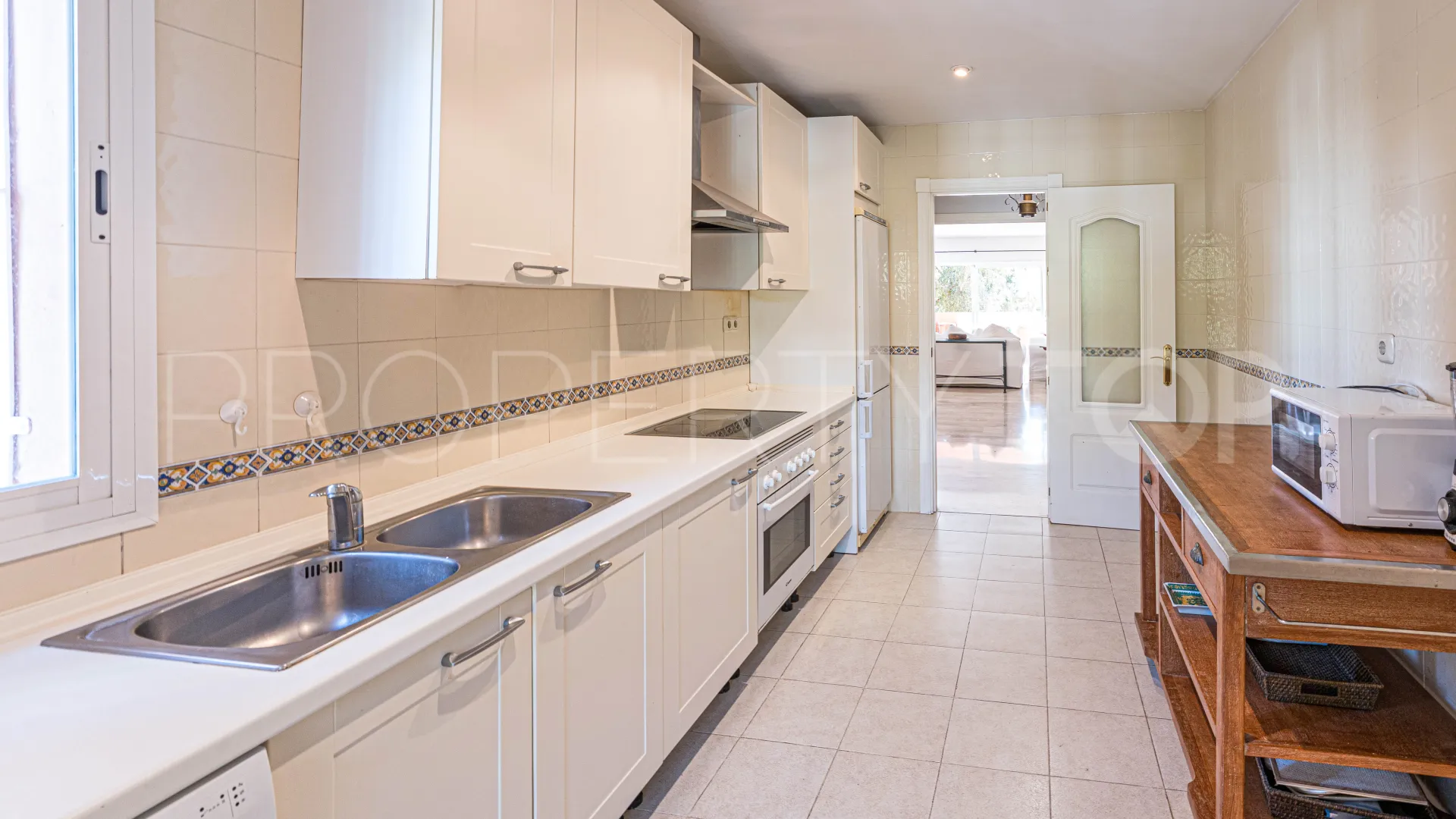Comprar apartamento en Alhambra del Golf