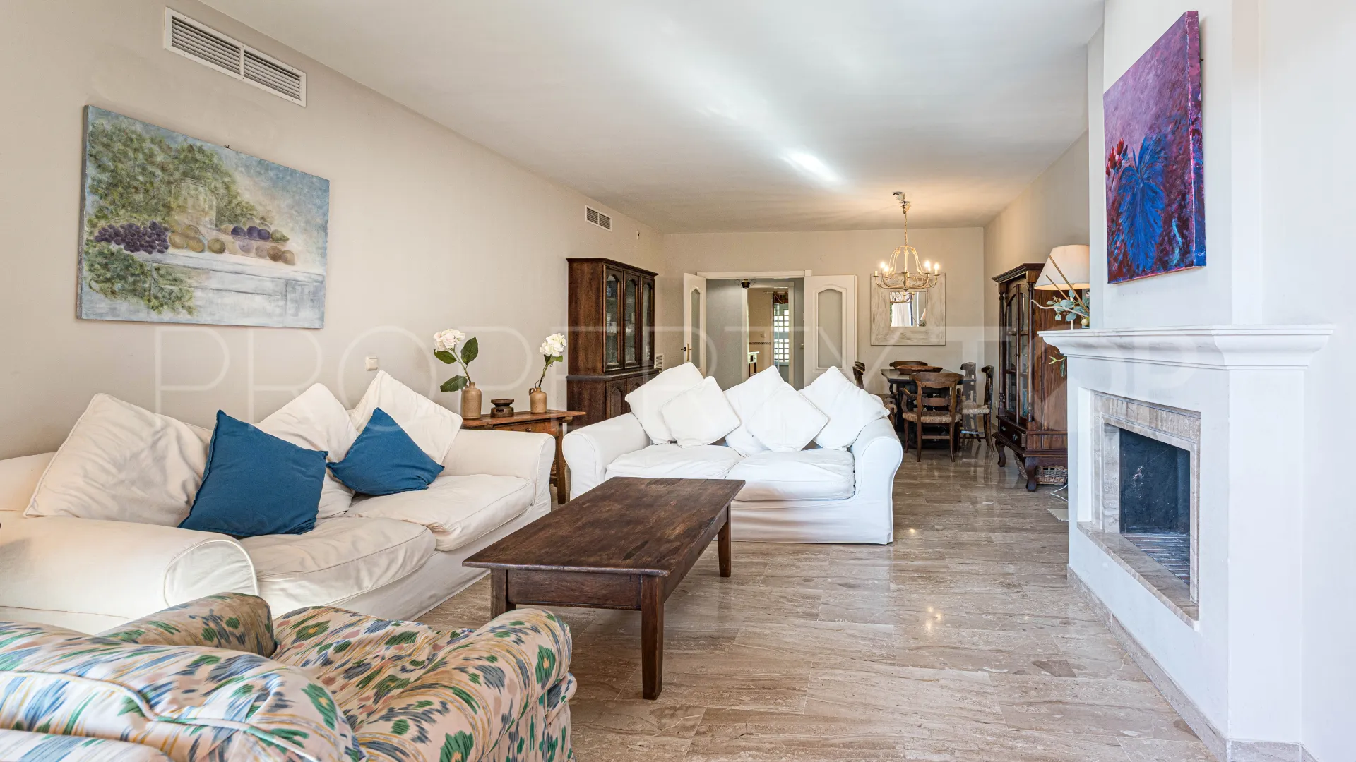 Comprar apartamento en Alhambra del Golf