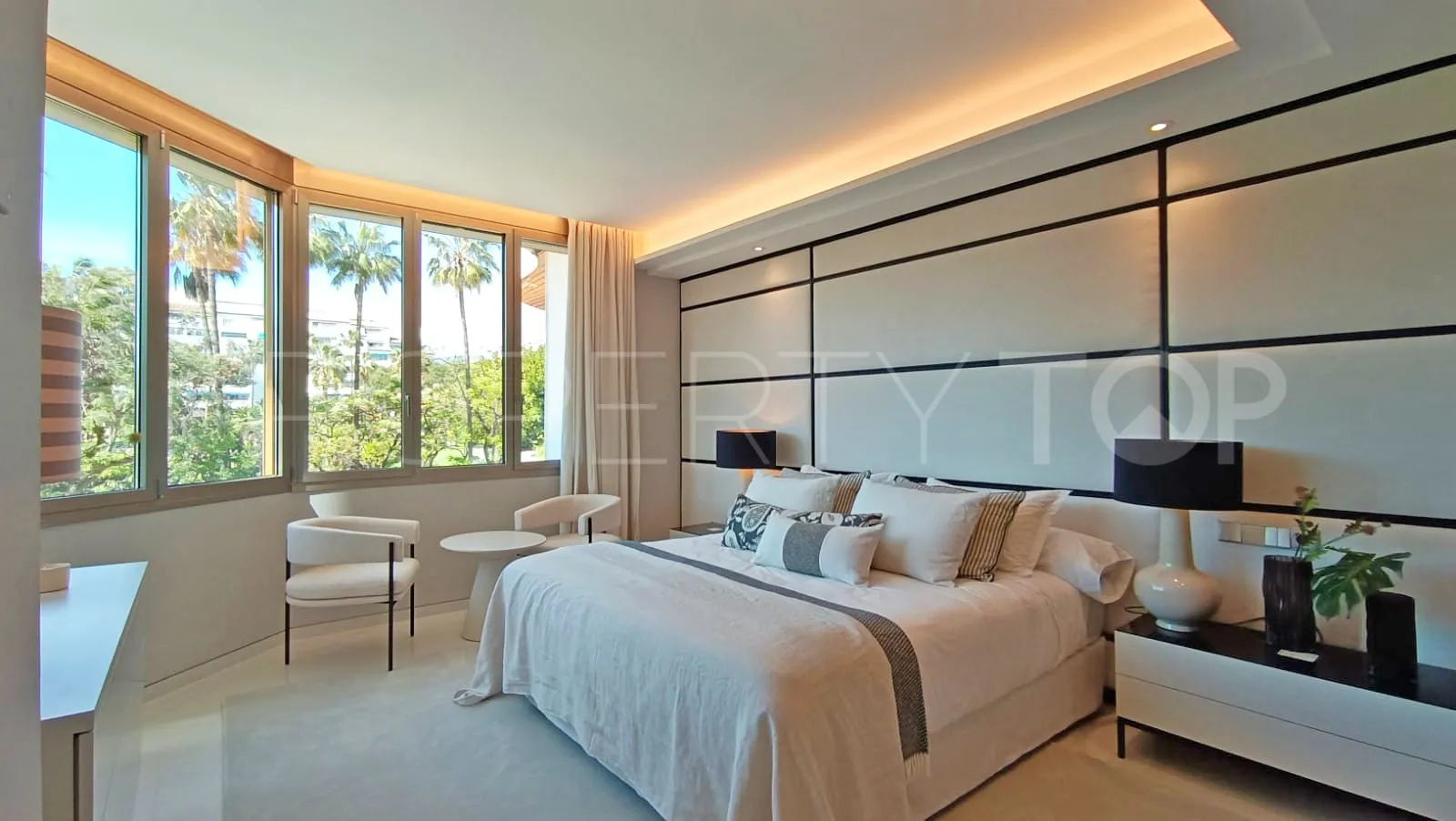 Apartment for sale in Marbella - Puerto Banus