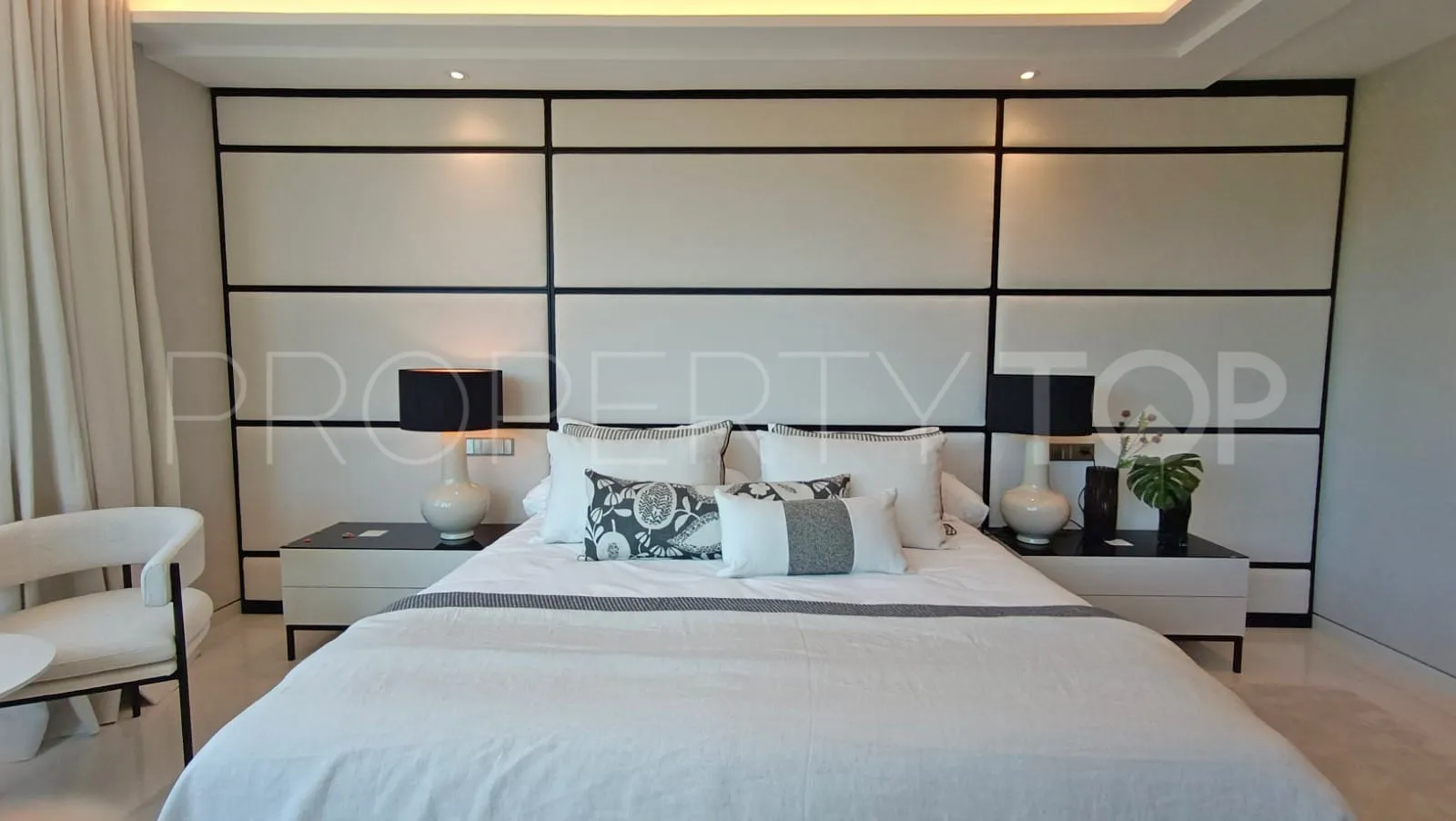 Apartment for sale in Marbella - Puerto Banus