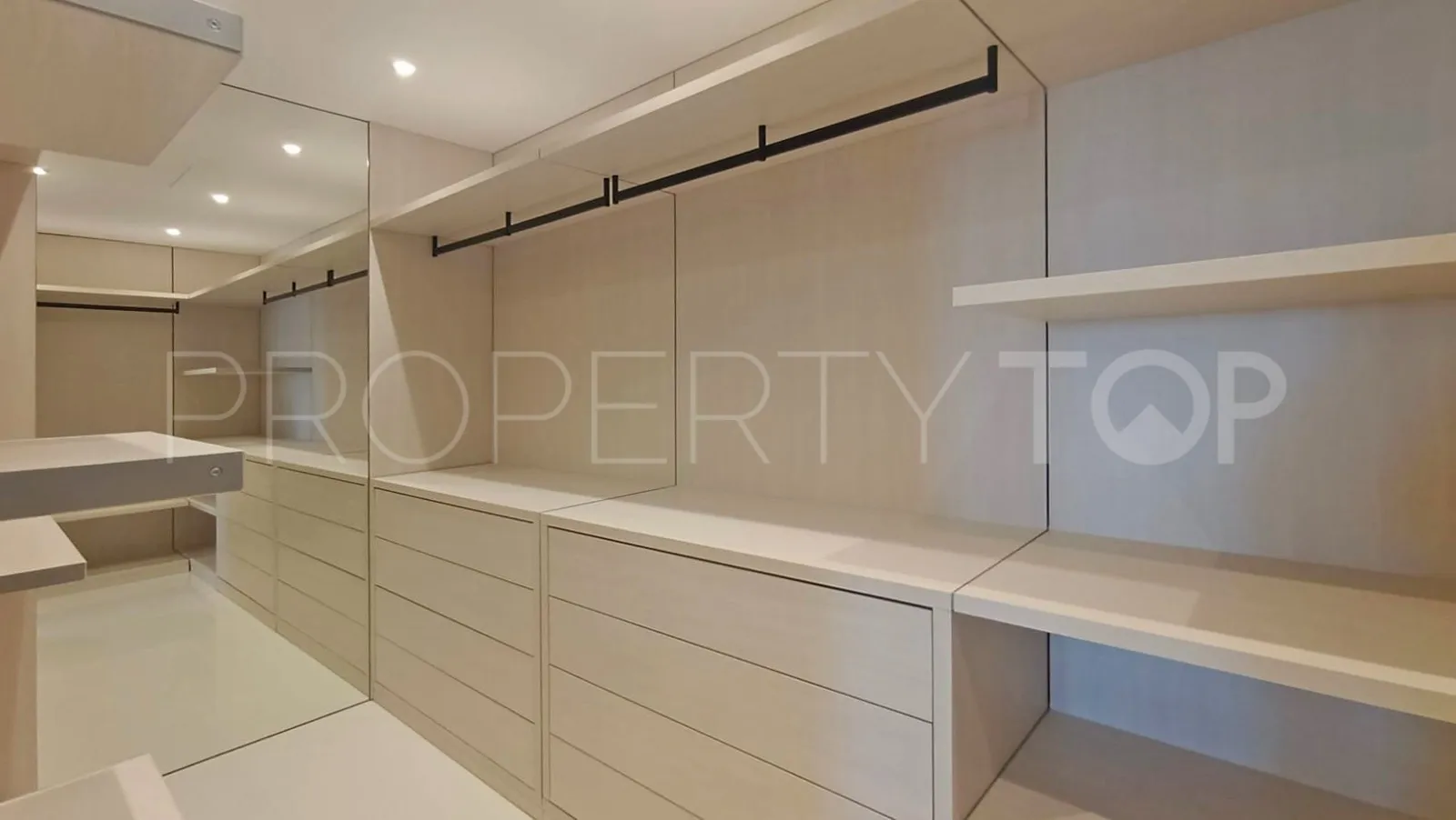 Apartment for sale in Marbella - Puerto Banus