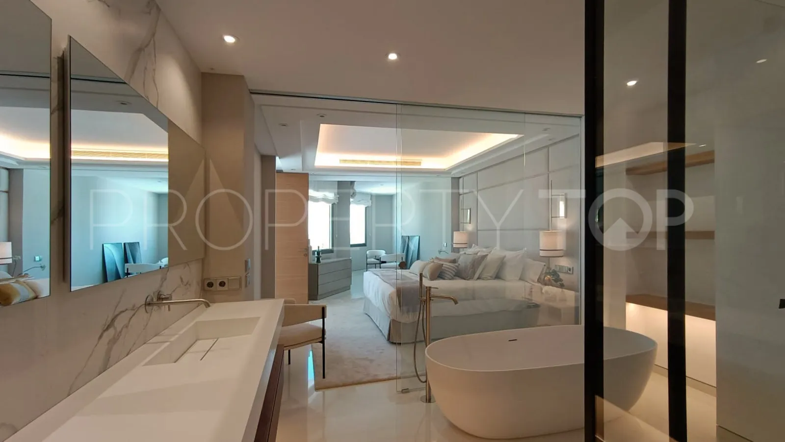 Apartment for sale in Marbella - Puerto Banus