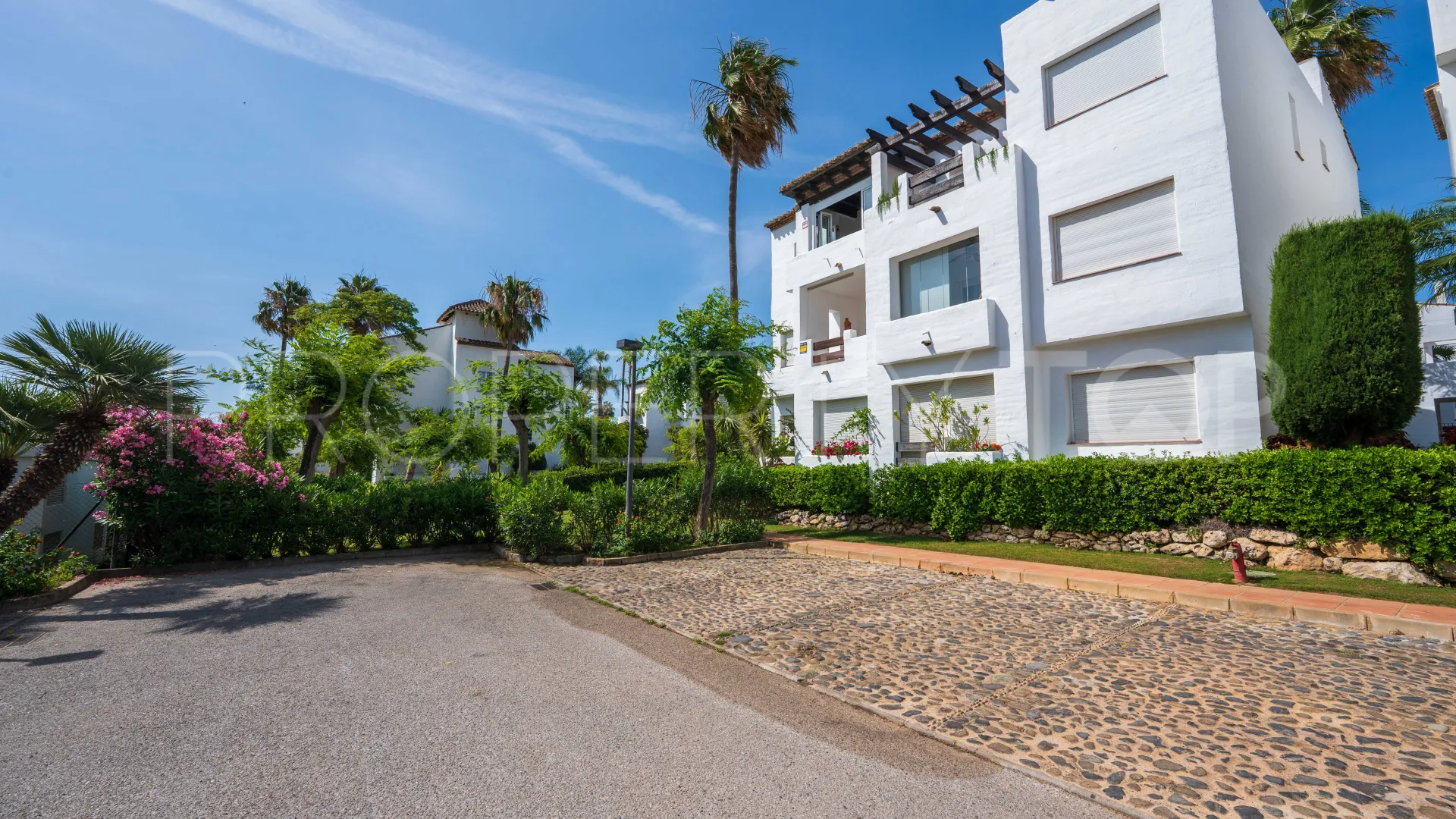 4 bedrooms Costalita apartment for sale