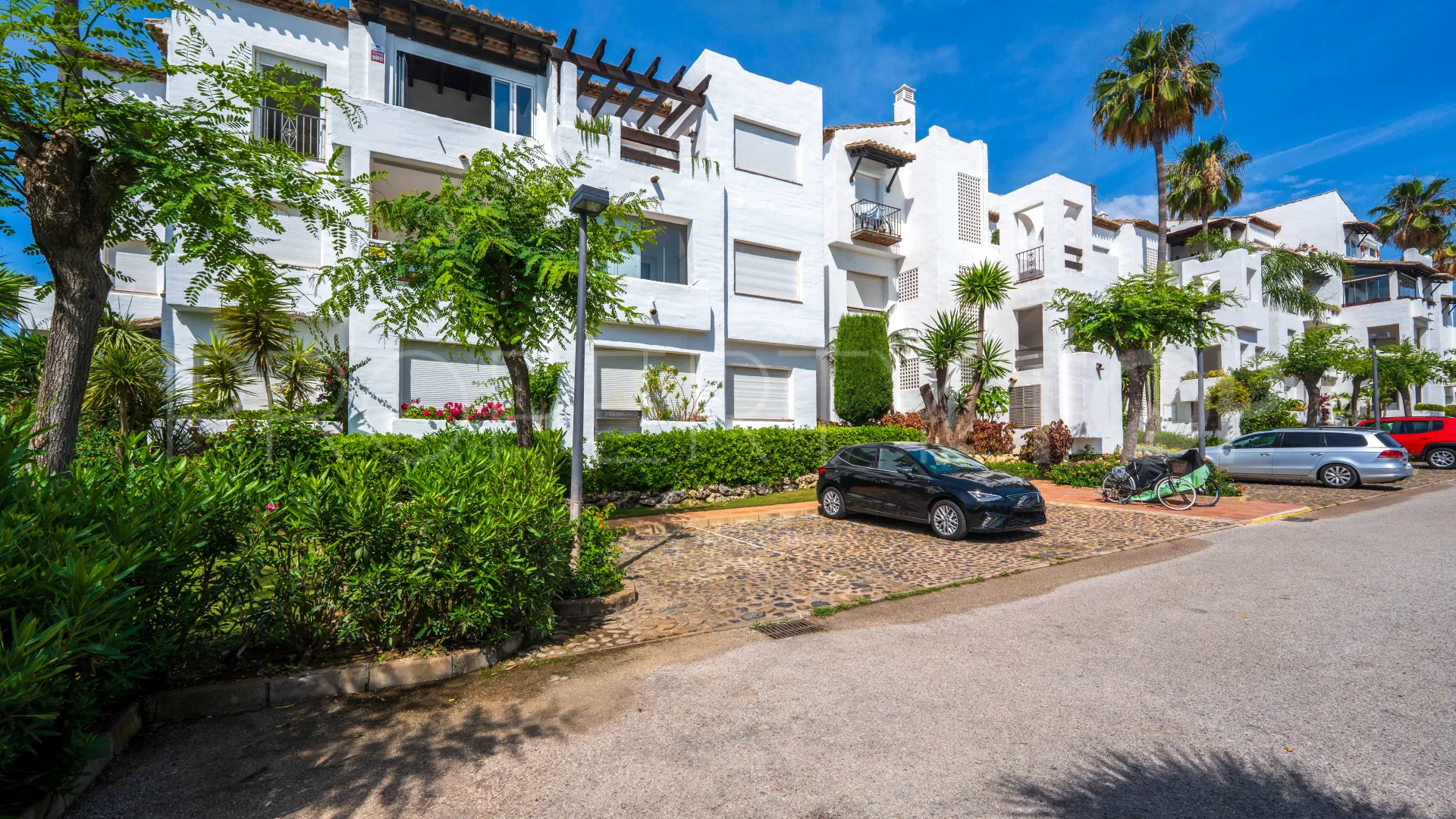 4 bedrooms Costalita apartment for sale