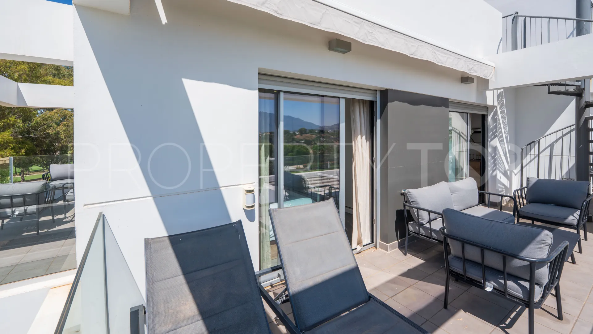3 bedrooms duplex penthouse for sale in Marques de Guadalmina