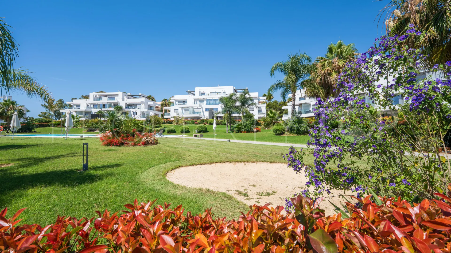3 bedrooms duplex penthouse for sale in Marques de Guadalmina