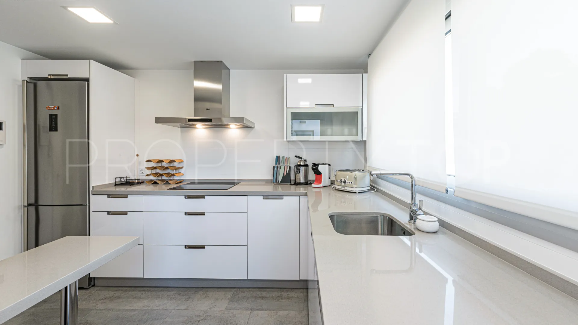 3 bedrooms duplex penthouse for sale in Marques de Guadalmina