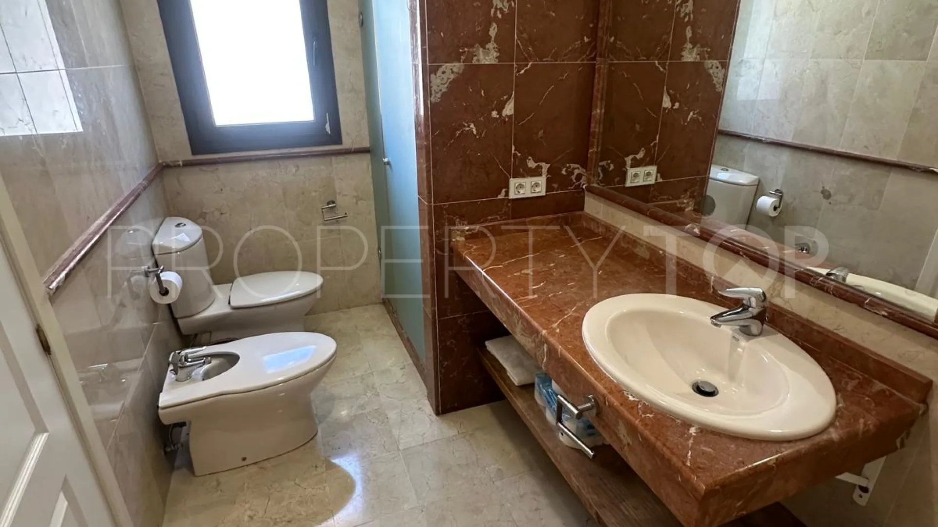 For sale ground floor apartment in Hacienda del Sol with 3 bedrooms