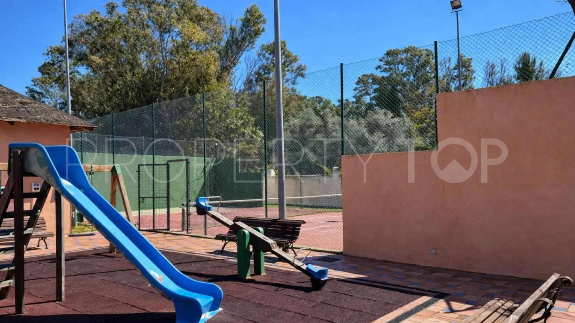 For sale ground floor apartment in Hacienda del Sol with 3 bedrooms