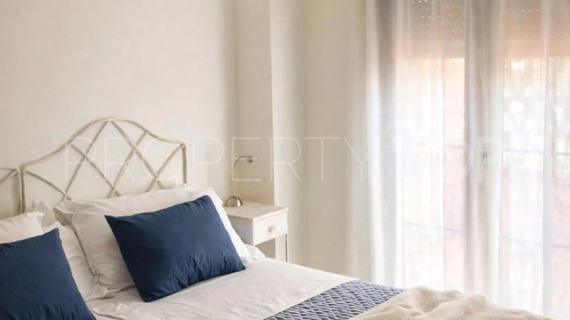 For sale ground floor apartment in Hacienda del Sol with 3 bedrooms