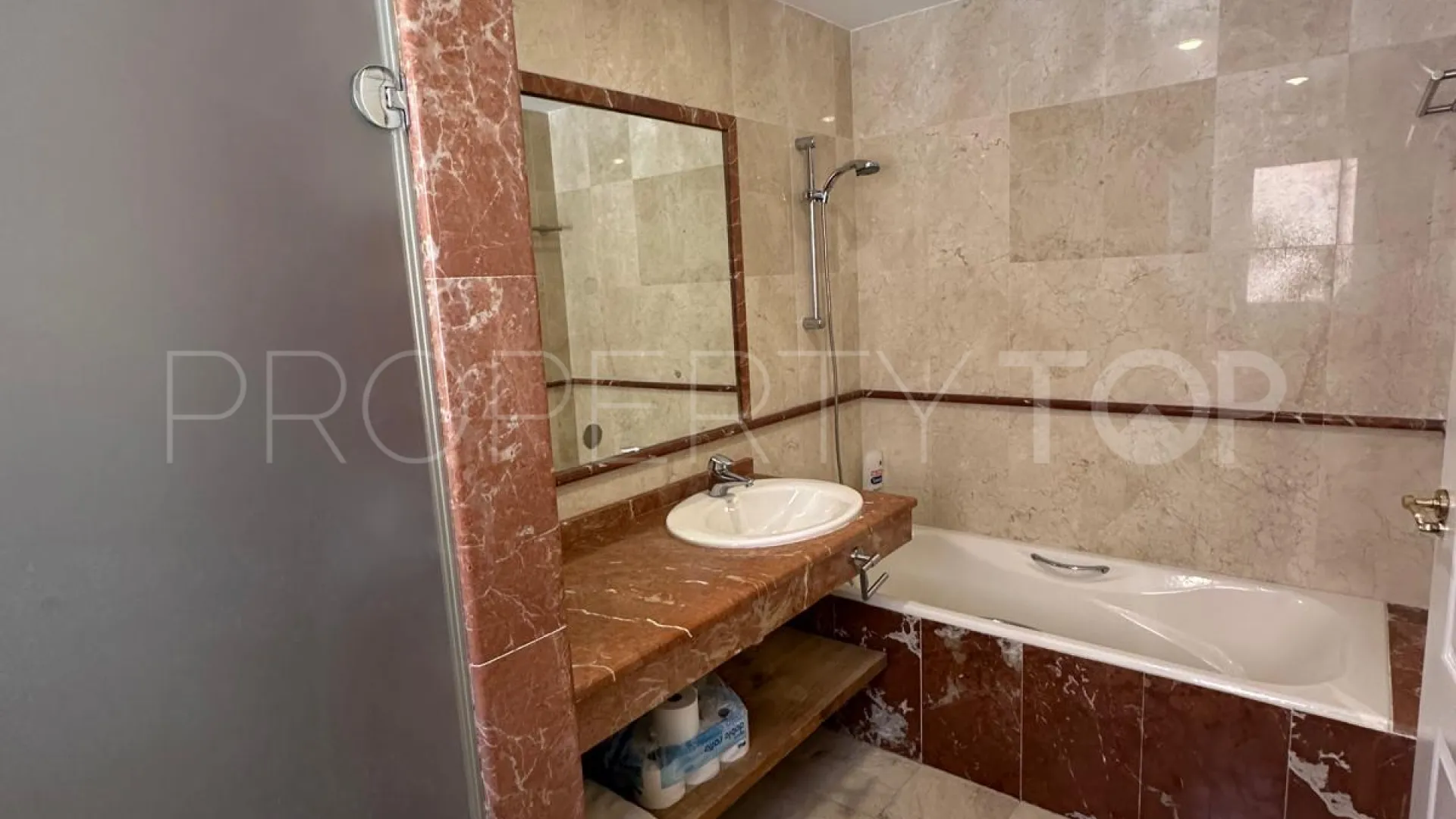 For sale ground floor apartment in Hacienda del Sol with 3 bedrooms