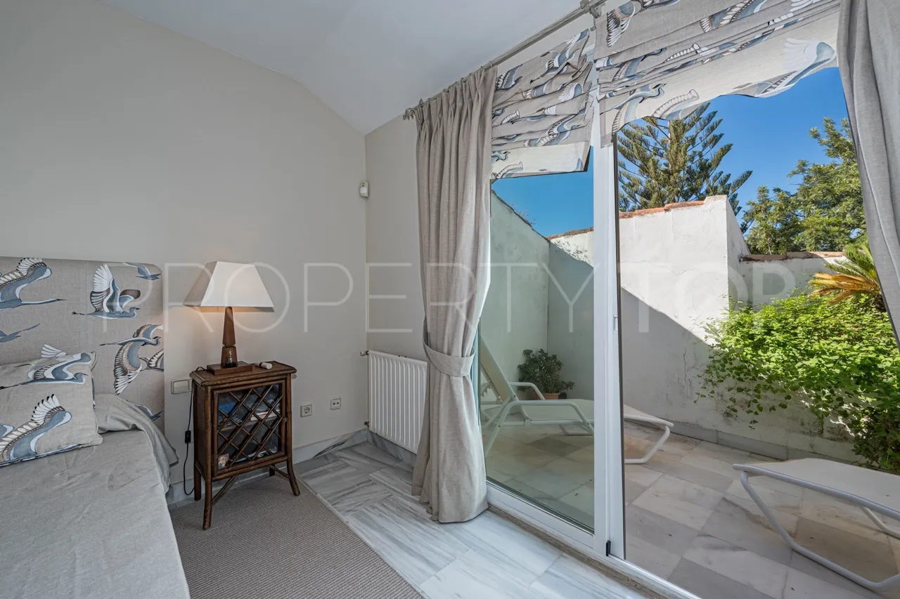 For sale Guadalmina Baja duplex penthouse with 4 bedrooms