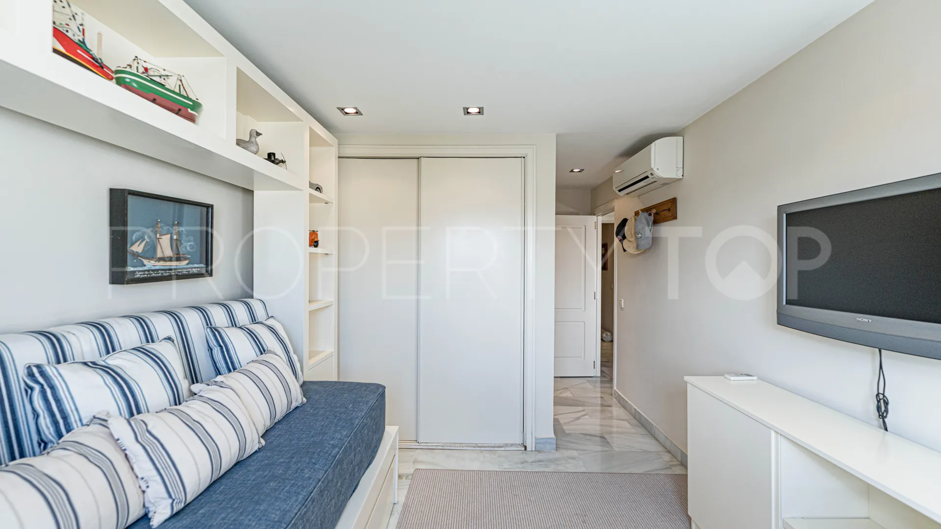 For sale Guadalmina Baja duplex penthouse with 4 bedrooms