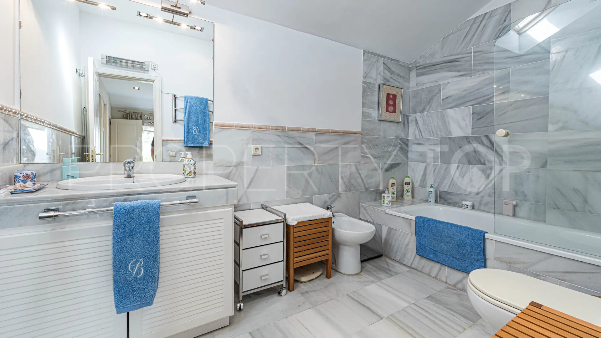 For sale Guadalmina Baja duplex penthouse with 4 bedrooms