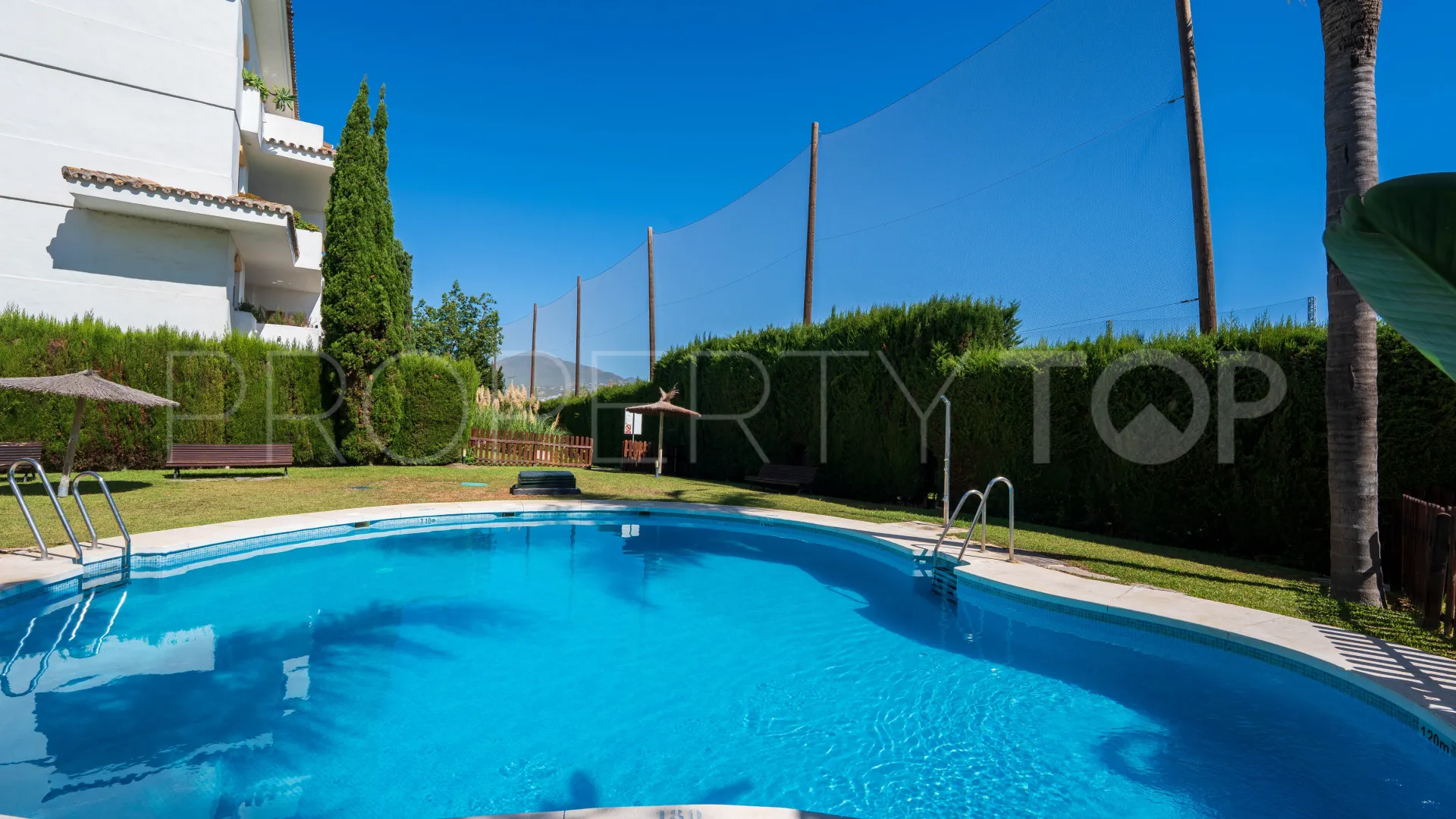 For sale Guadalmina Baja duplex penthouse with 4 bedrooms