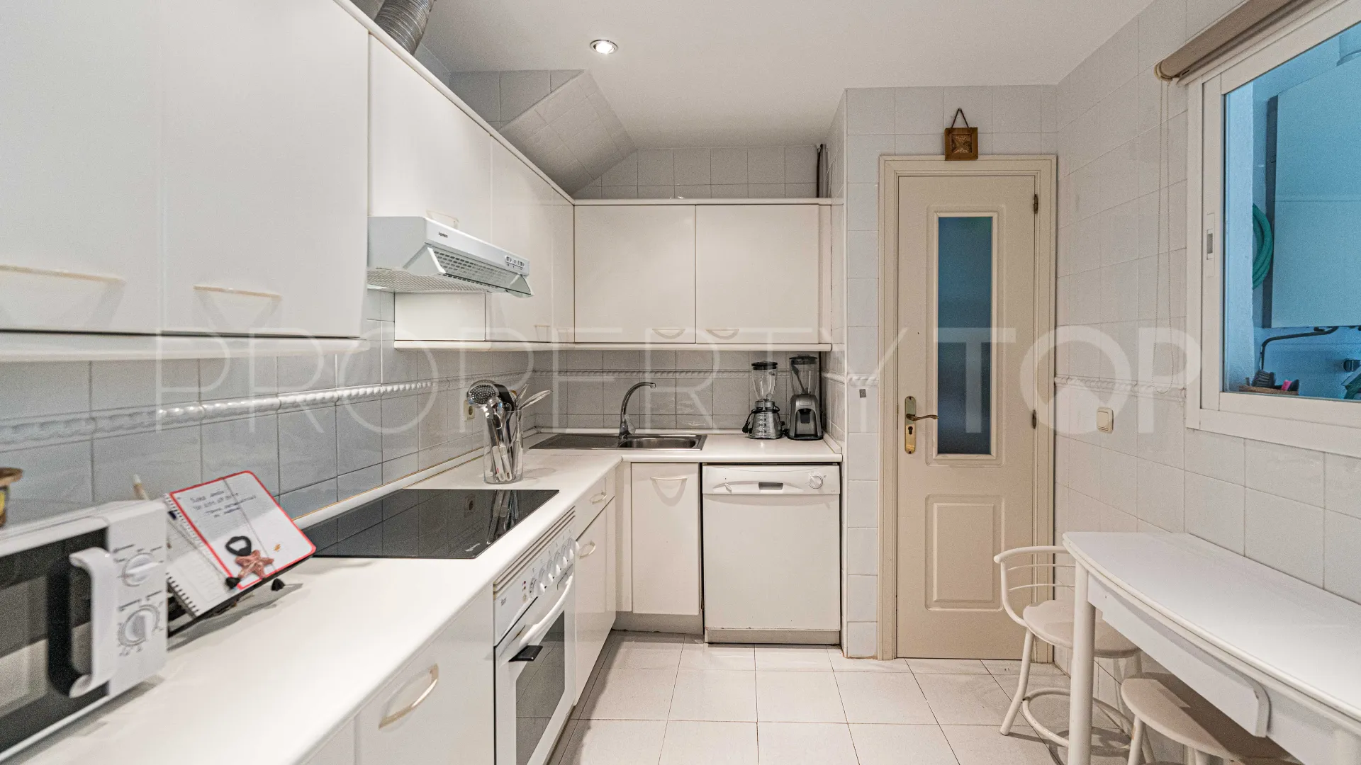 For sale Guadalmina Baja duplex penthouse with 4 bedrooms