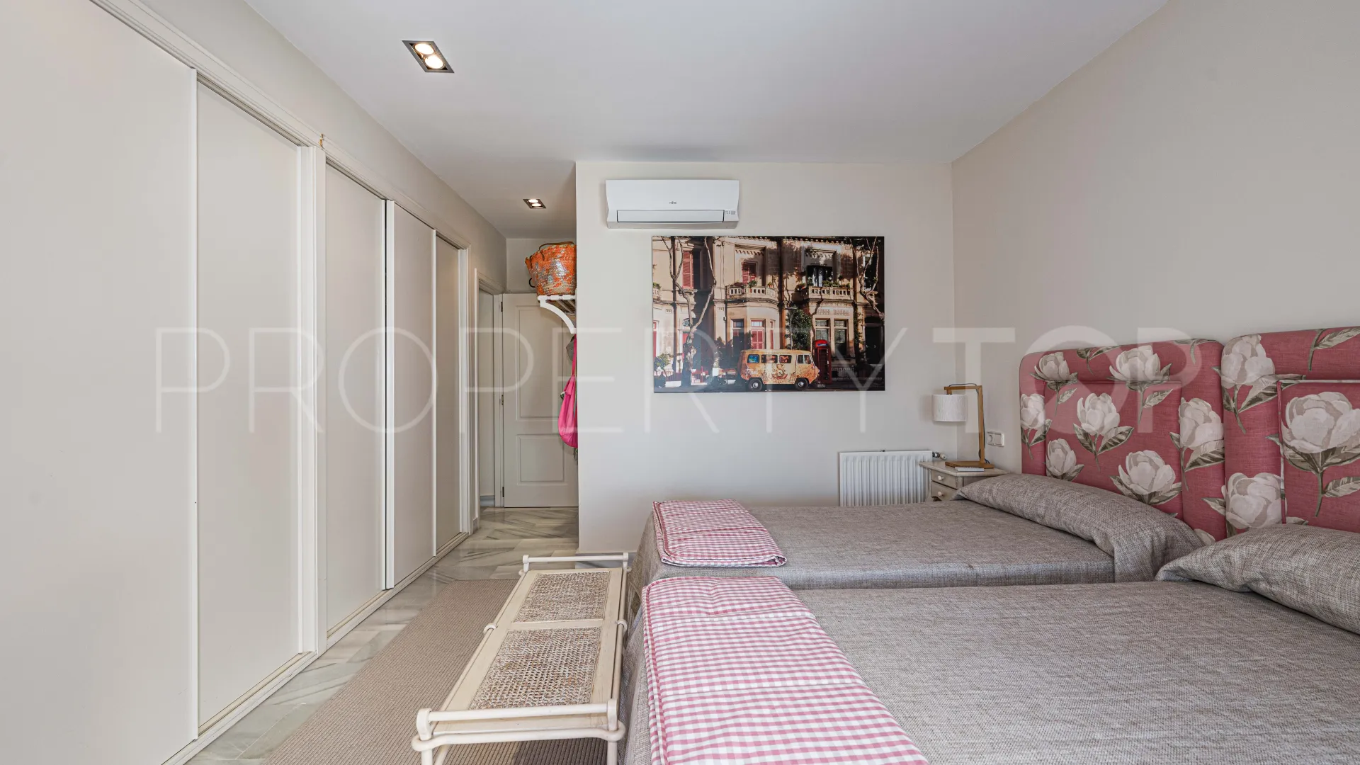 For sale Guadalmina Baja duplex penthouse with 4 bedrooms