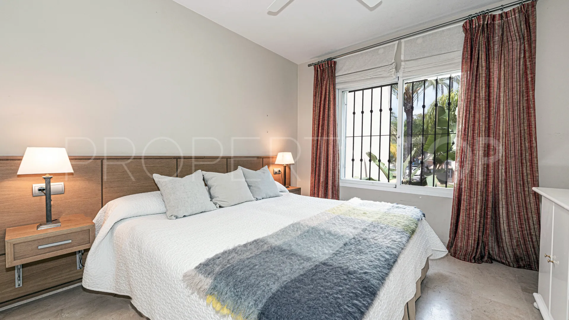 Atico duplex en venta en Park Beach