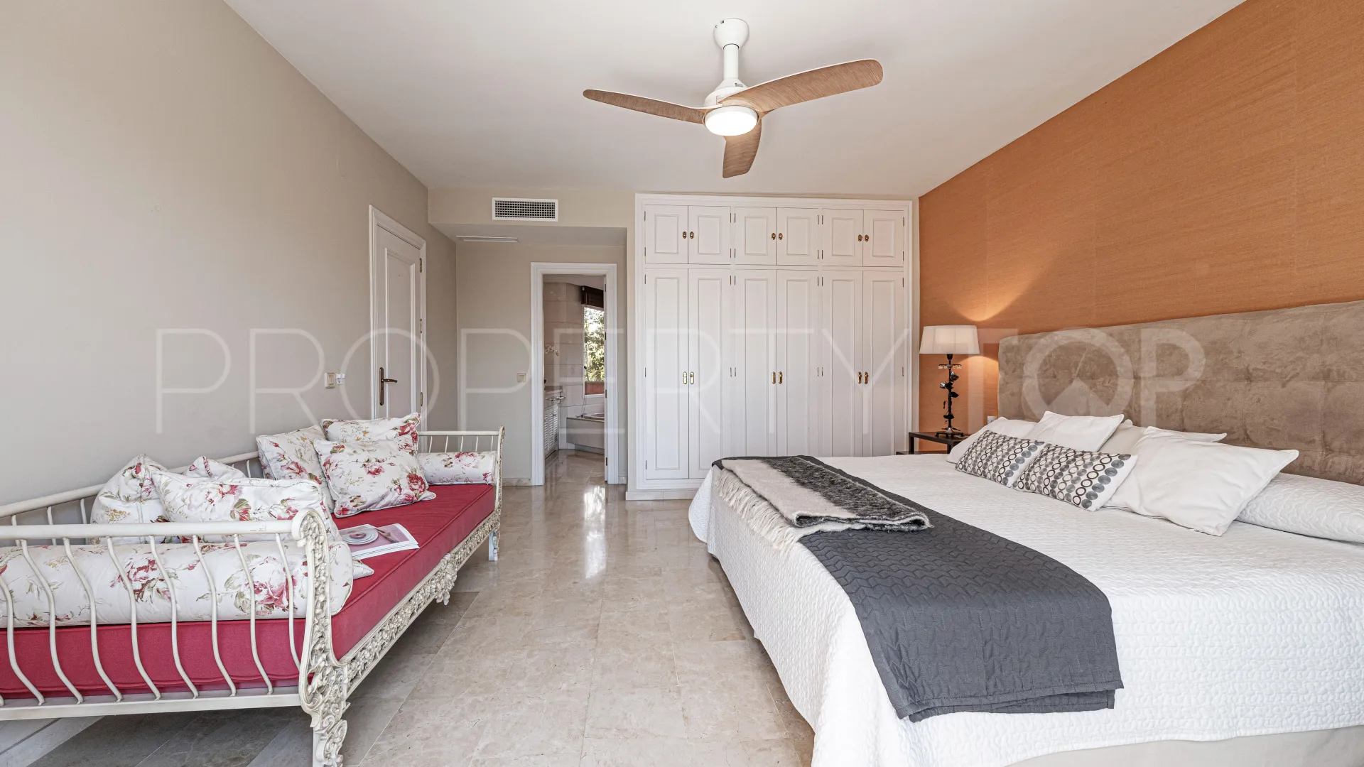 Atico duplex en venta en Park Beach