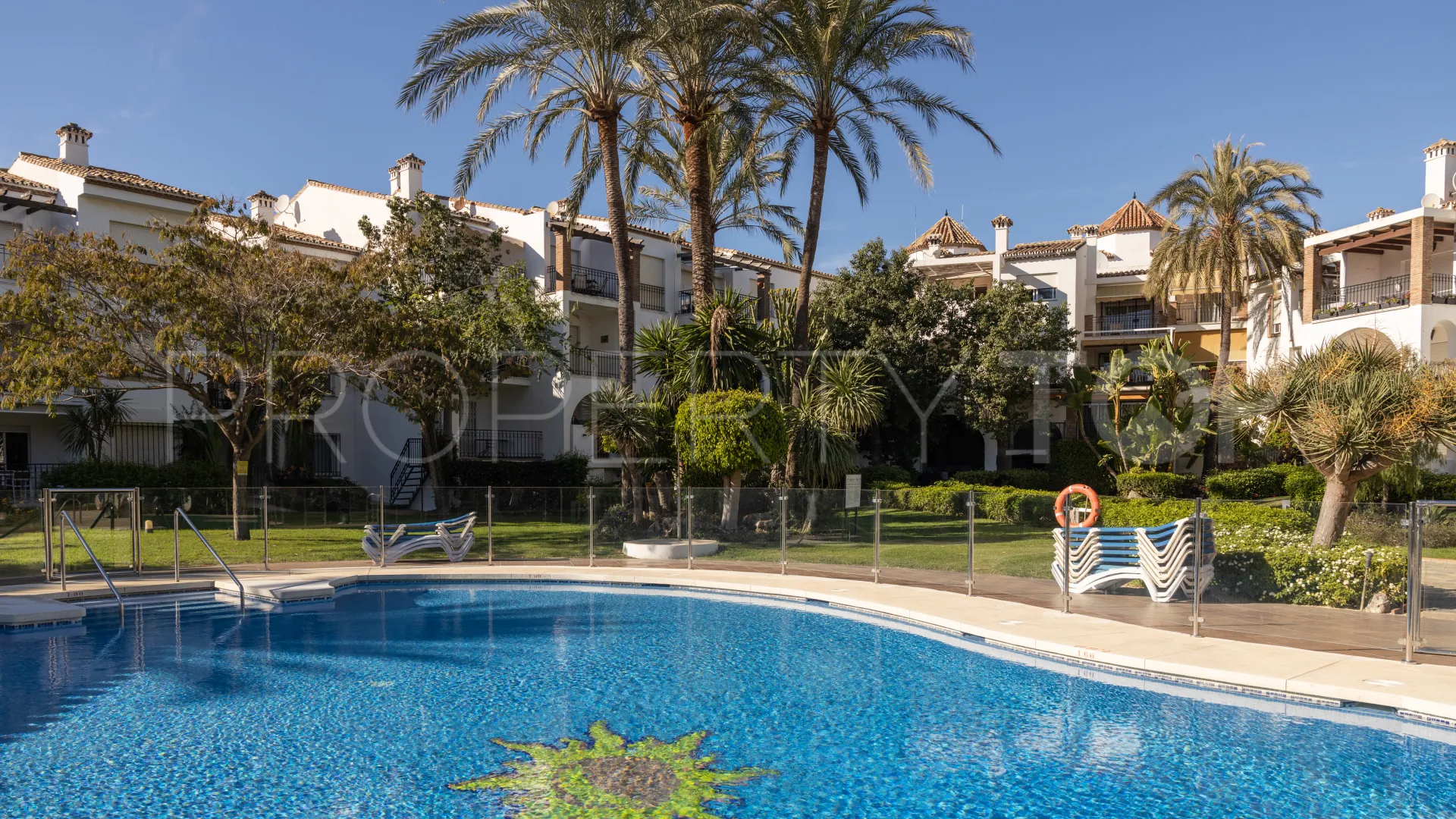 Estepona East apartment for sale
