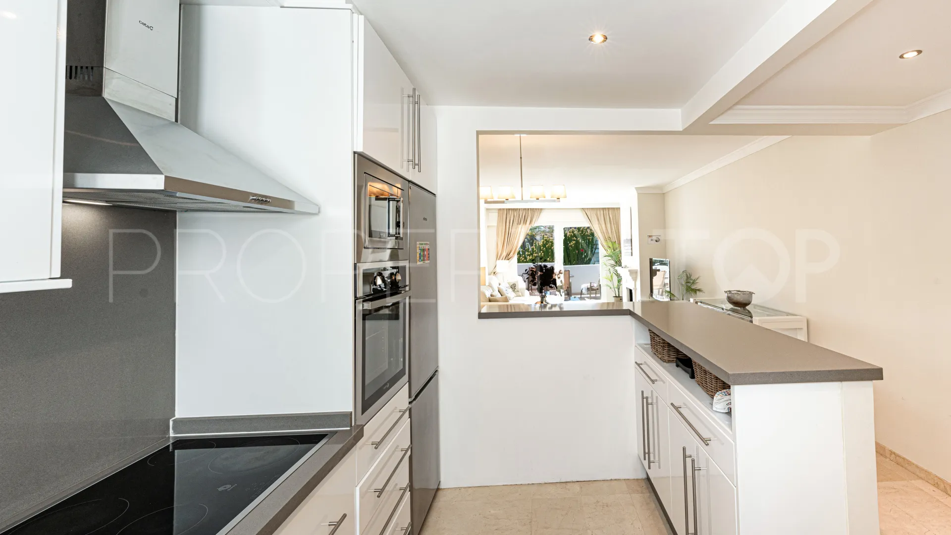 Estepona East apartment for sale