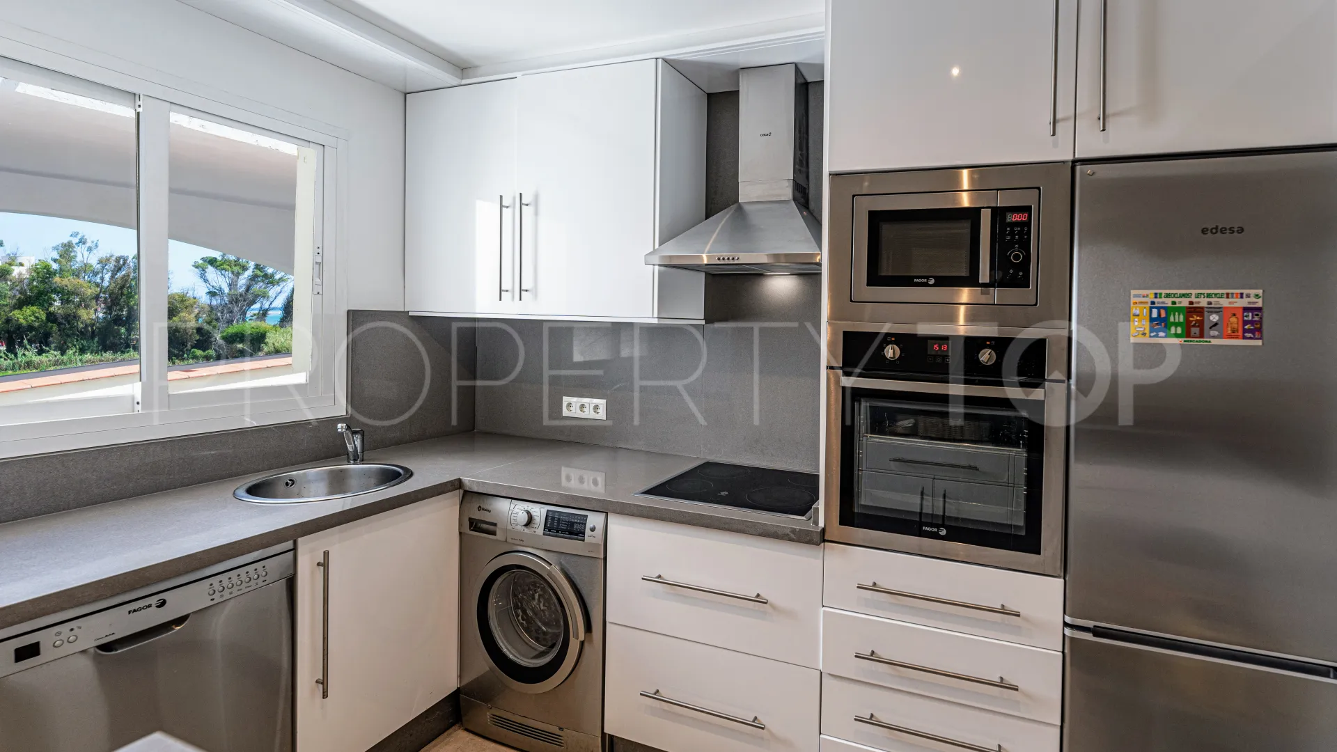 Estepona East apartment for sale